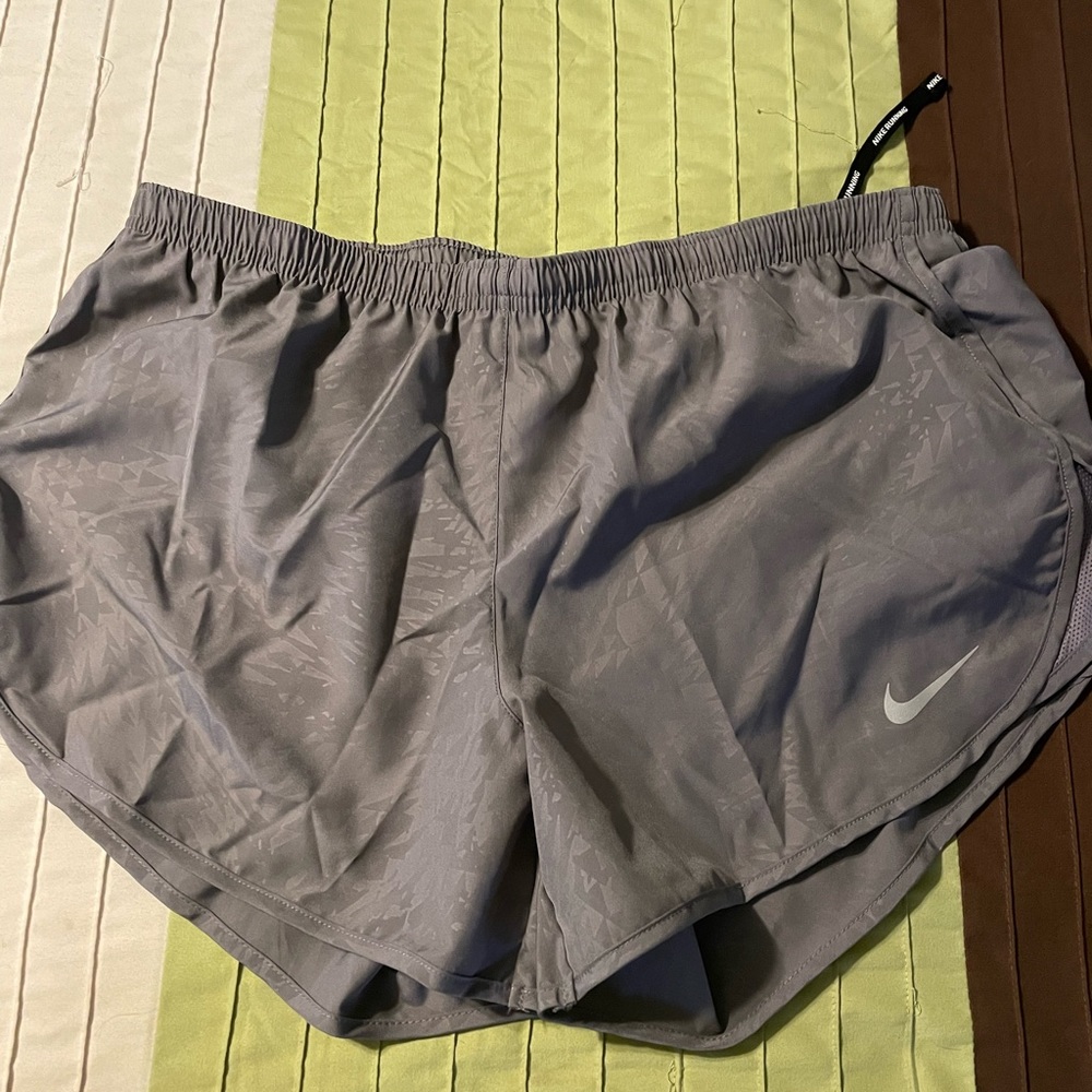 Women’s Nike Dryfit running shorts